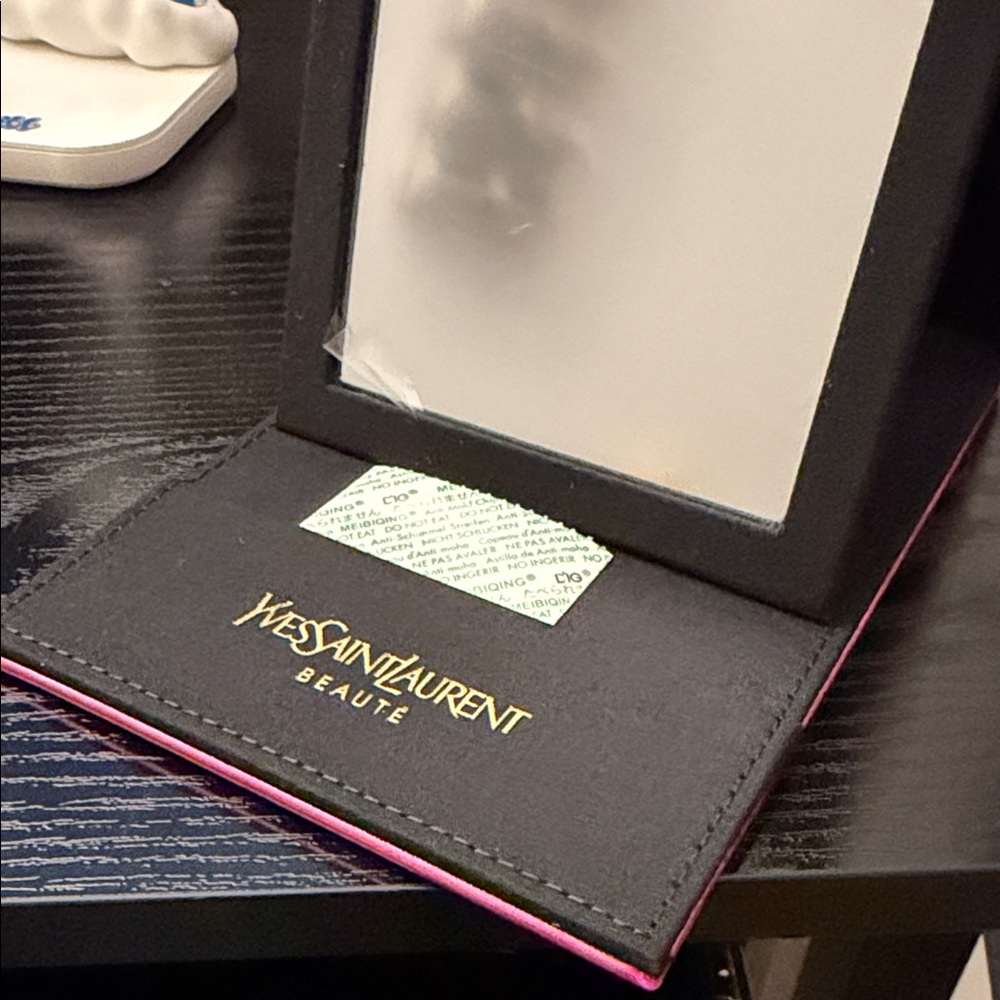Ysl Mirror - image 2